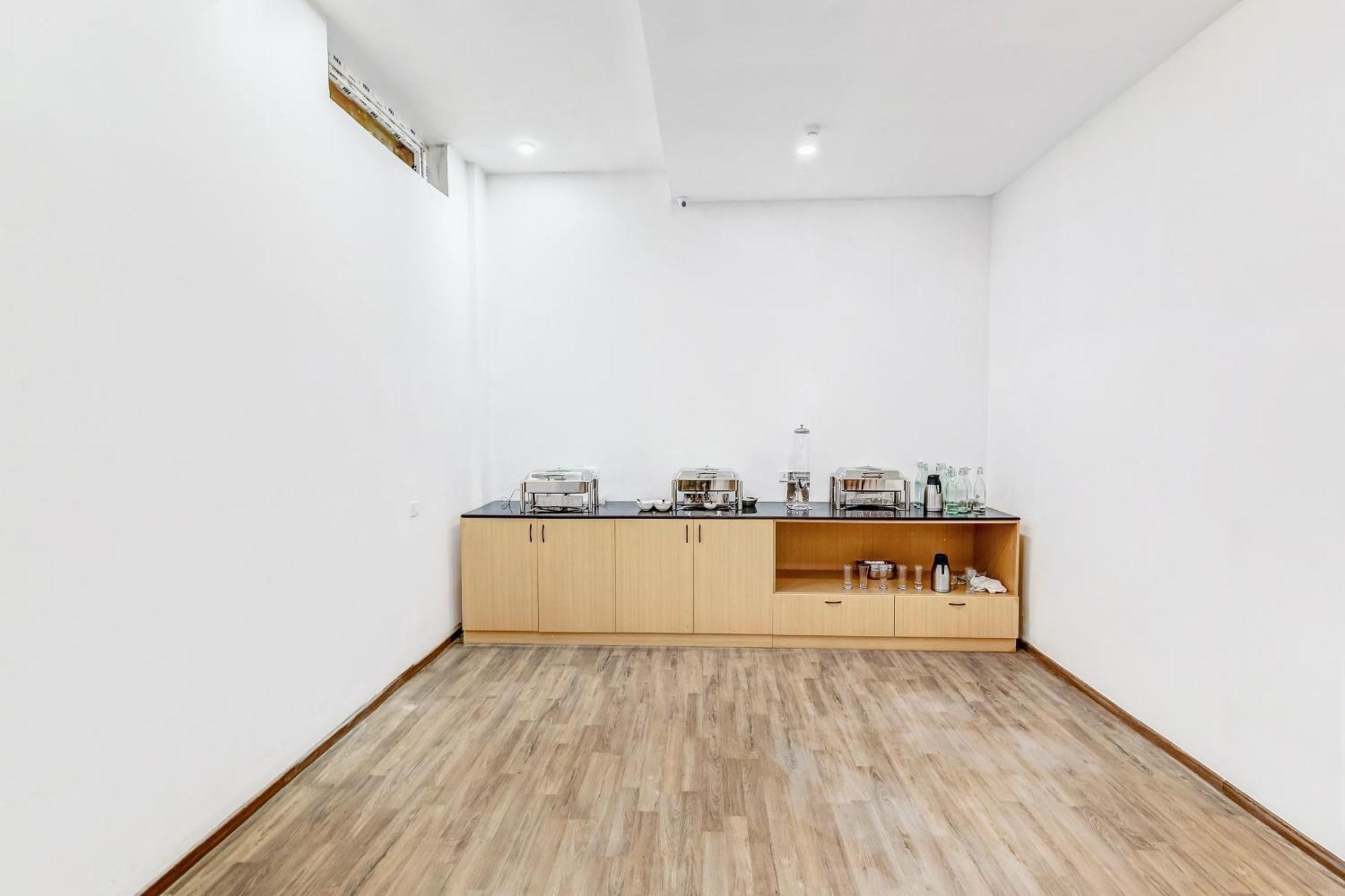 Townhouse Knowledge Park ||| Near Sharda University Велика Нойда Екстер'єр фото