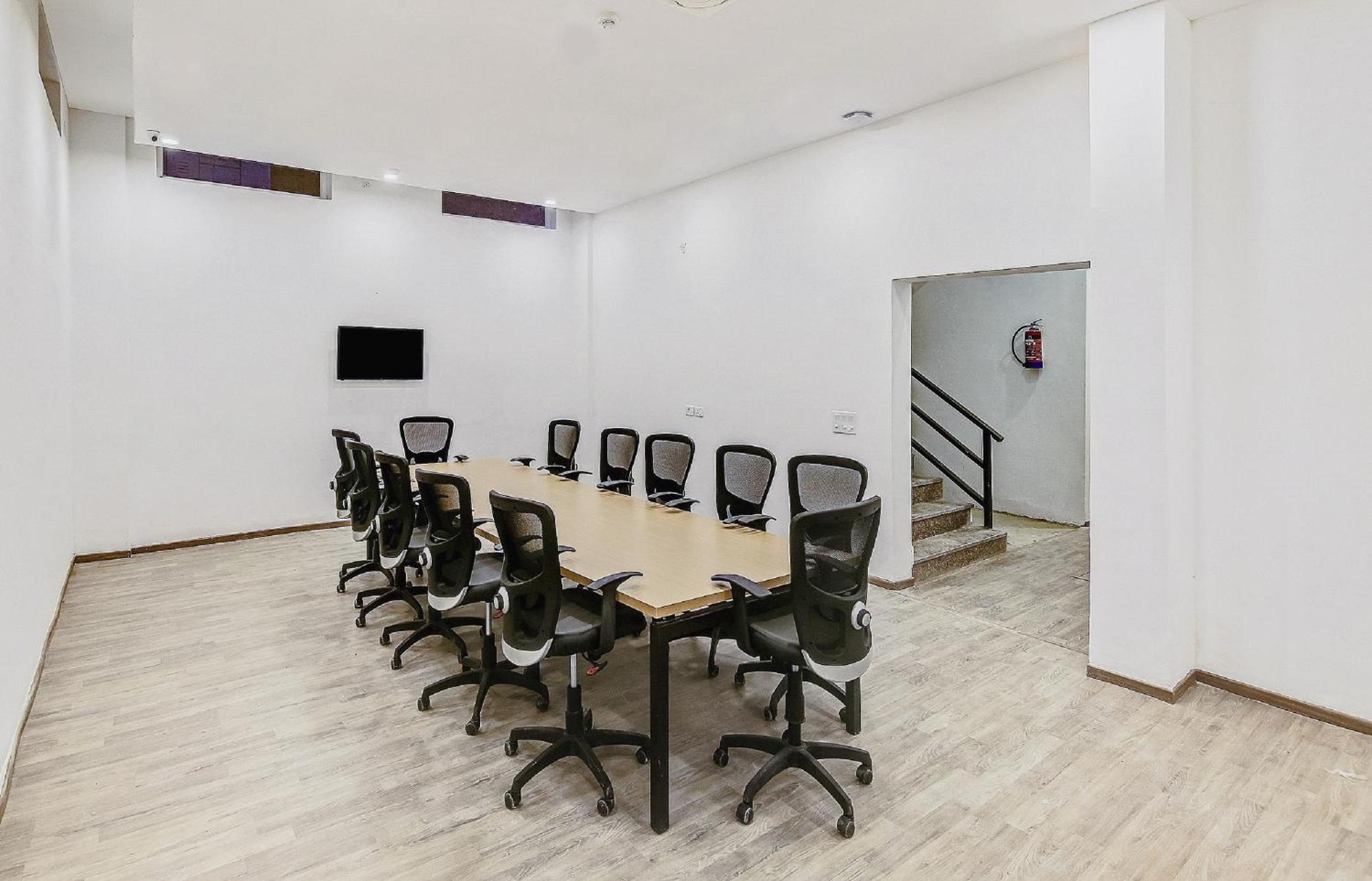 Townhouse Knowledge Park ||| Near Sharda University Велика Нойда Екстер'єр фото